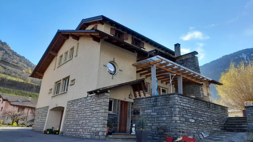 Rénovation d'un bâtiment en Valais pour l'amélioration de la classe CECB, certificat énergétique cantonale